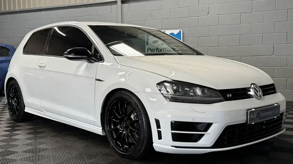 Used VW Golf VII R 2014 White Hatchback