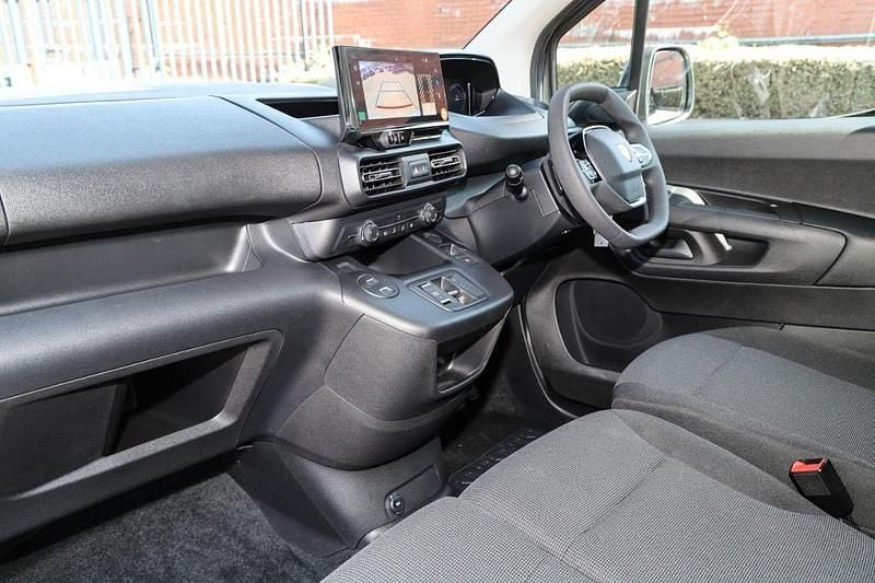 Used Peugeot E-Partner 98 kW (134 HP) 2024 Grey MPV