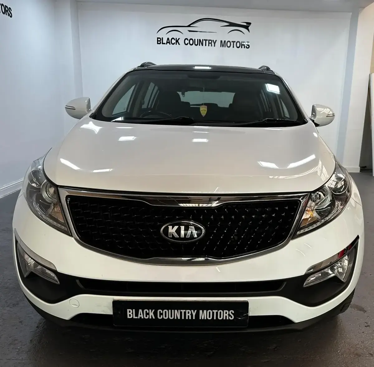 Used Kia Sportage 2015 White SUV