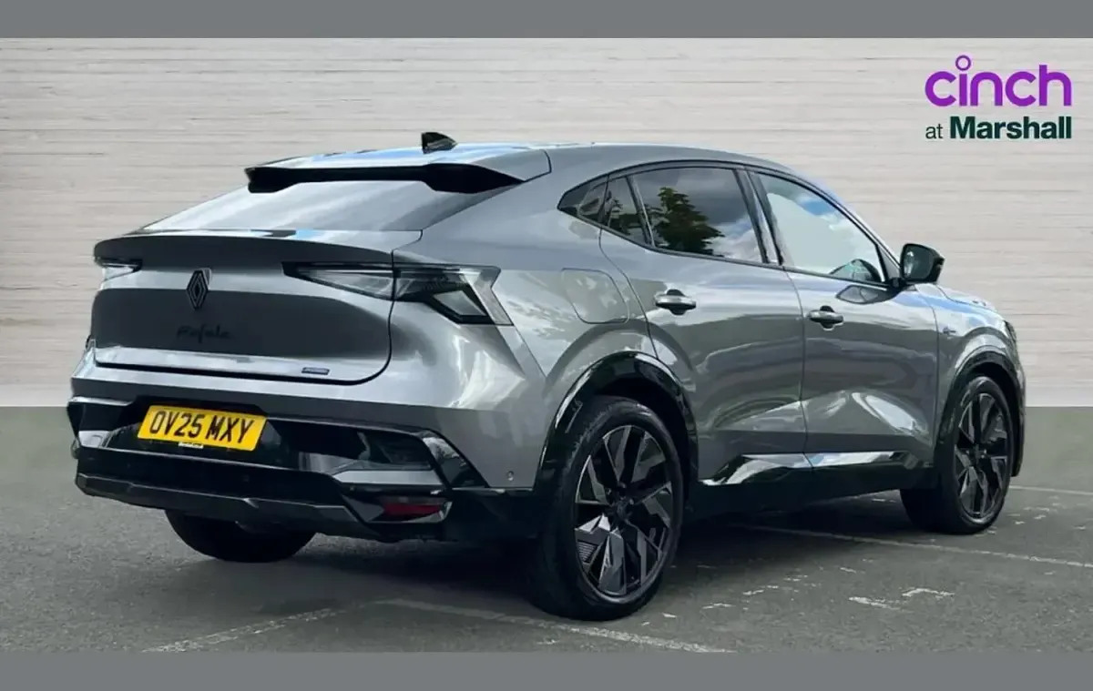 Used Renault Rafale Iconic Esprit Alpine 196 HP (144 kW) 2025 Other SUV