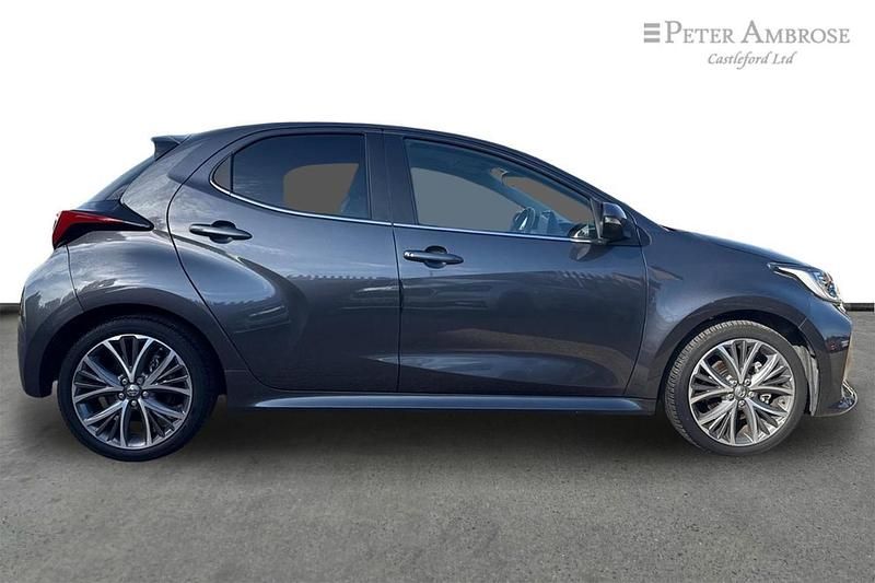 Grey Used 2022 Toyota Yaris Hybrid | £18,860 (A bit pricey) - Image 1/3