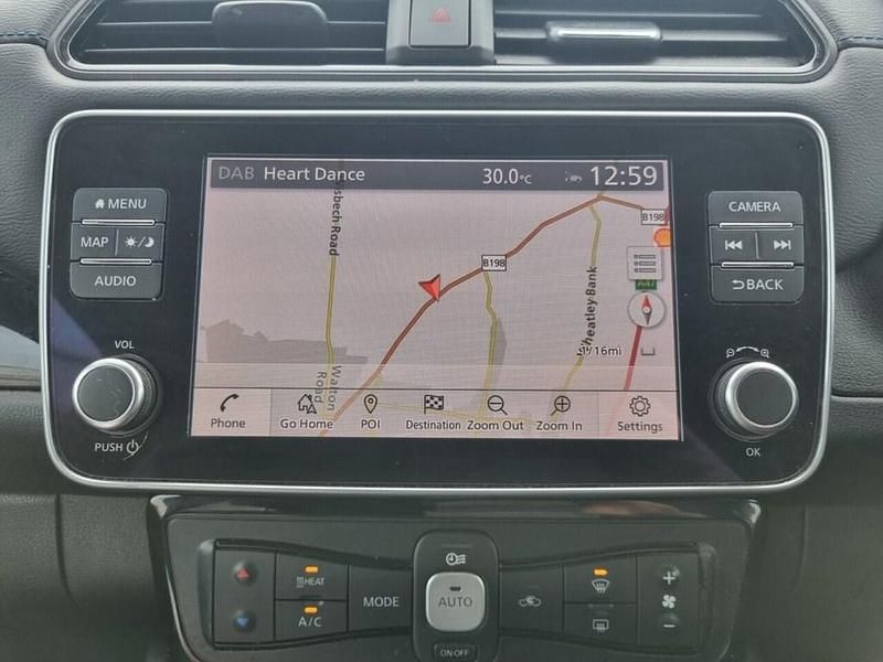 Used Nissan Leaf Tekna 110 kW (150 HP) 2022 Grey Hatchback