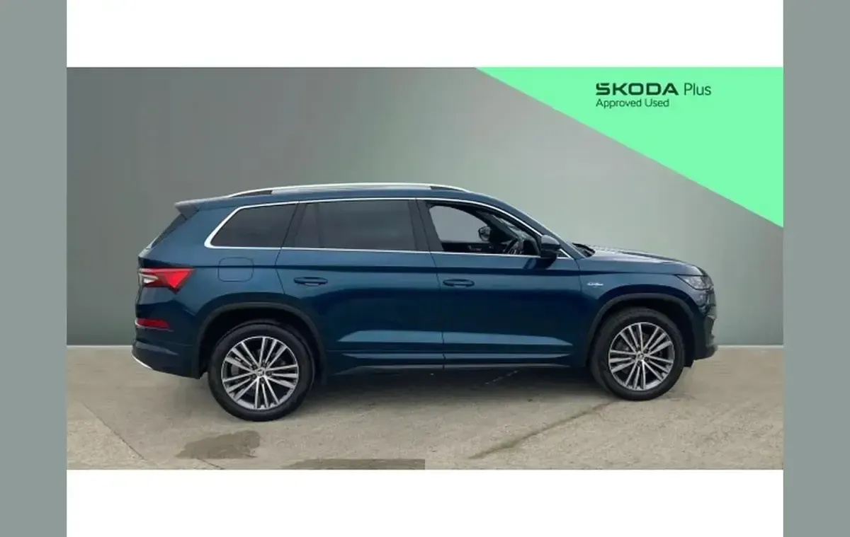 Used Skoda Kodiaq LAURIN & KLEMENT 190 HP (139 kW) 2022 Blue SUV