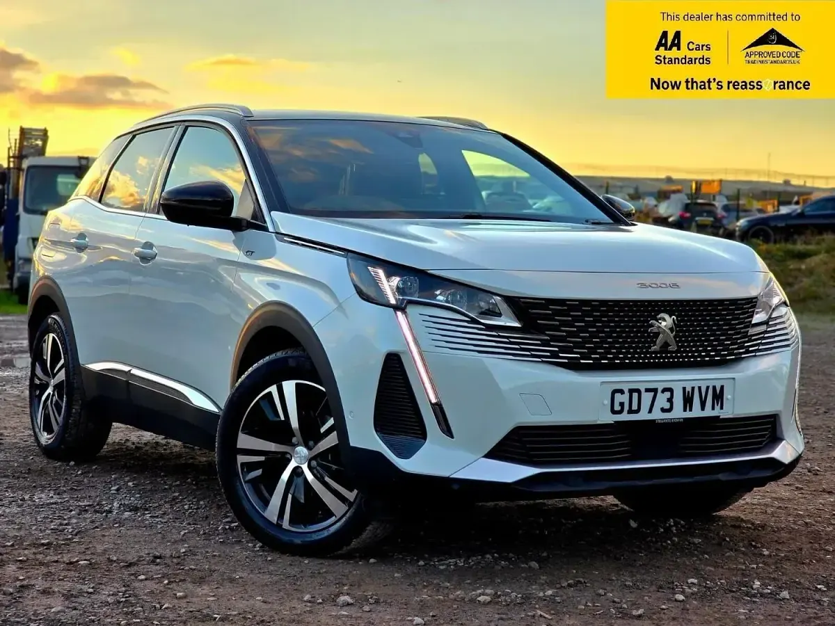 Second-hand Peugeot 3008 GTi 136 CP (100 kW) 2024 Alb Hatchback