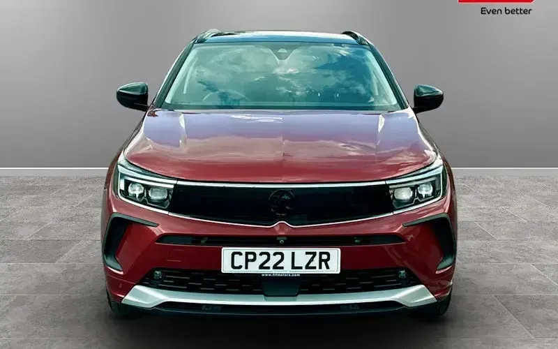 Usado Vauxhall Grandland X Ultimate 131 HP (96 kW) 2024 SUV