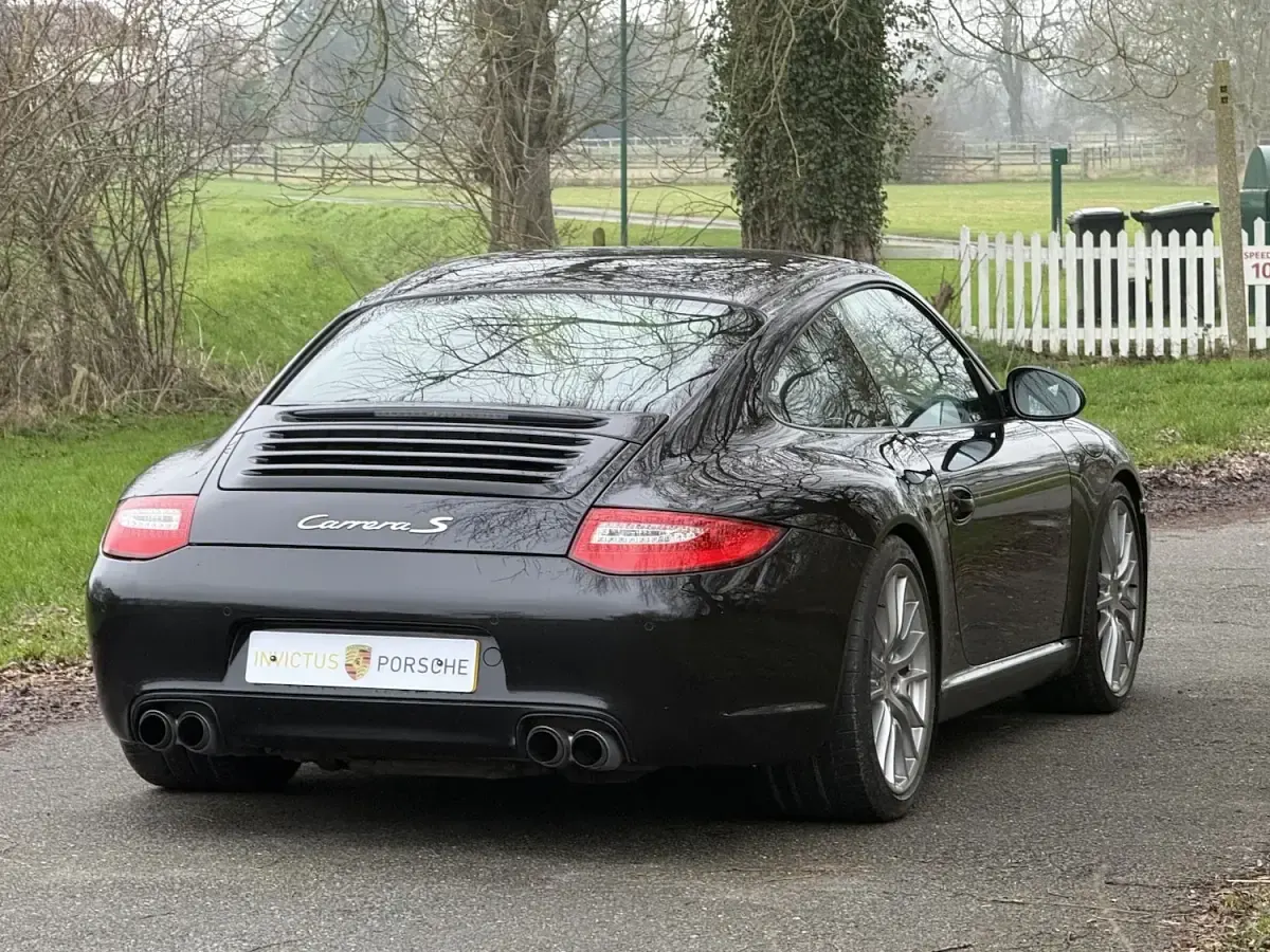 Used Porsche 911 Carrera S 385 HP (283 kW) 2010 Black Coupe