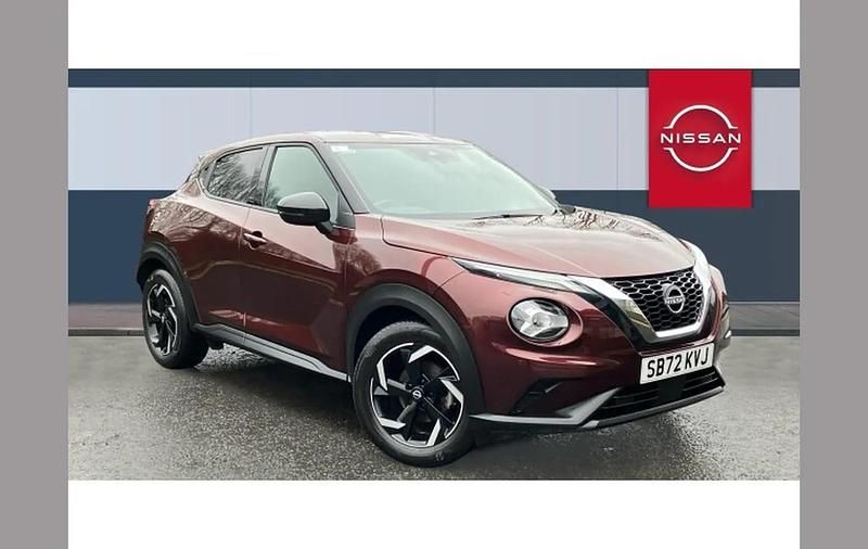 Used Nissan Juke N-Connecta 114 HP (83 kW) 2023 Red SUV