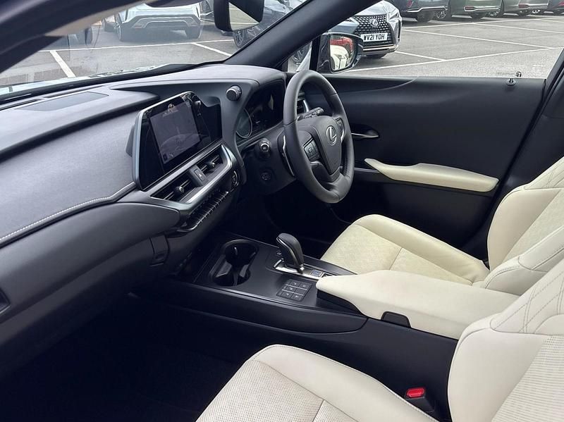 Used Lexus UX 300e 150 kW (204 HP) 2025 Graphite black SUV