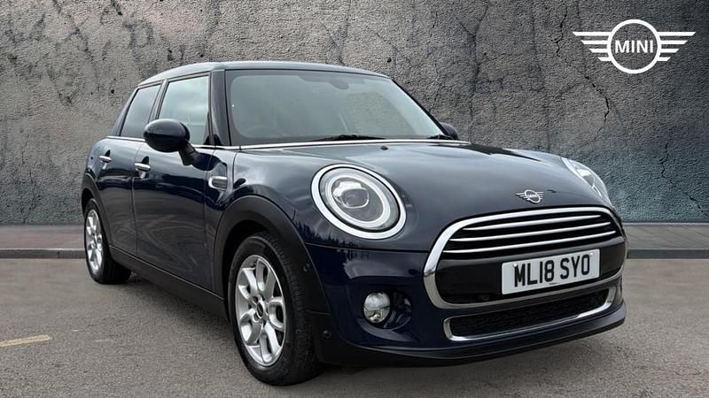Used Mini Cooper Hatch 134 HP (98 kW) 2018 Blue Hatchback