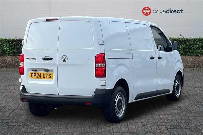 Used Vauxhall Vivaro S 120 HP (88 kW) 2024 White MPV