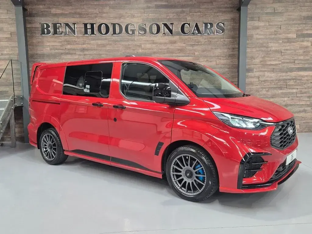 New Ford Transit Custom S 170 HP (125 kW) 2026 Red Van
