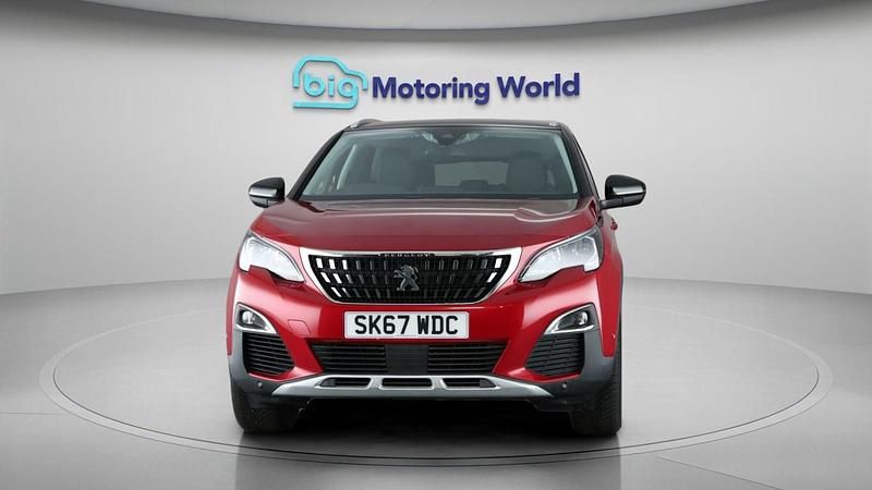 Used Peugeot 3008 Allure 130 HP (95 kW) 2017 Red SUV