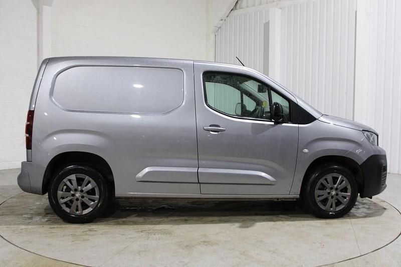 Used Peugeot Partner Premium 2022 Grey MPV