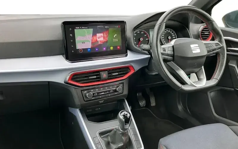 Używany Seat Arona FR 110 KM (80 kW) 2023 SUV