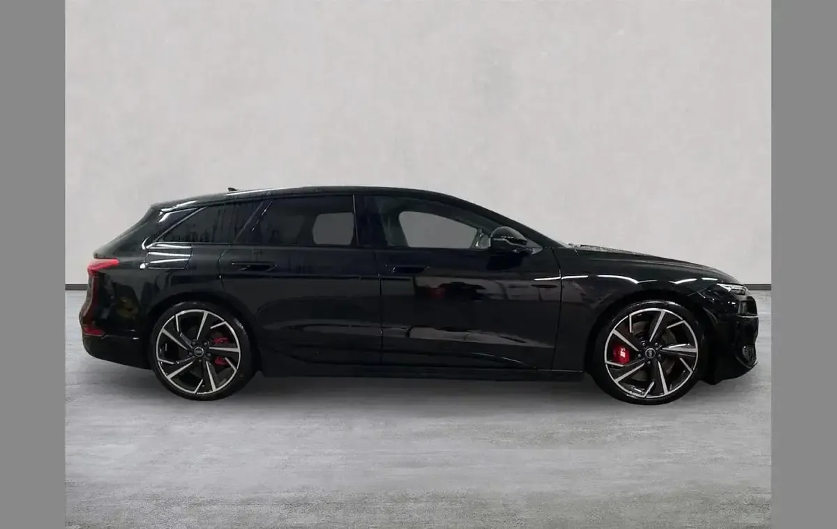 Used Audi S6 Comfort 503 HP (369 kW) 2025 Black Estate