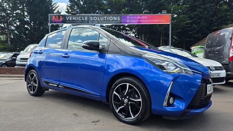 Blue Used 2017 Toyota Yaris Hatchback | £5,999 (Fair price) - Image 1/4