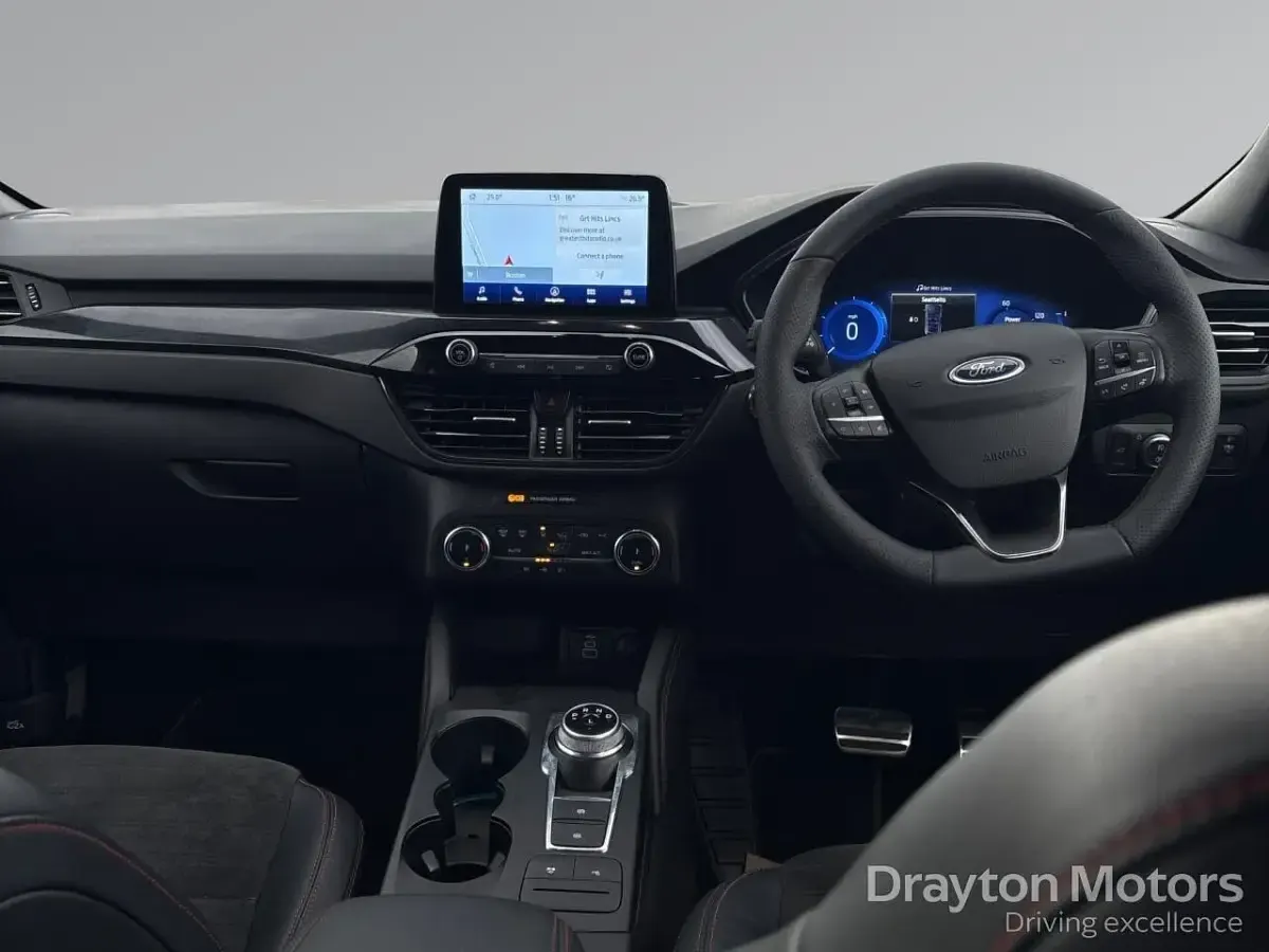Usado Ford Kuga ST-Line 190 CV (139 kW) 2023 Negro SUV