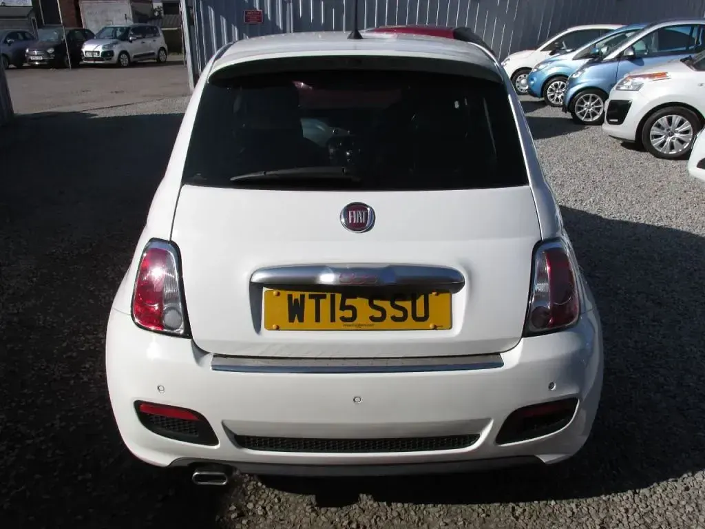 Used Fiat 500 S 69 HP (50 kW) 2015 White Hatchback