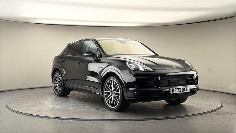 Used Porsche Cayenne Platinum Edition 2022 Chromite black SUV