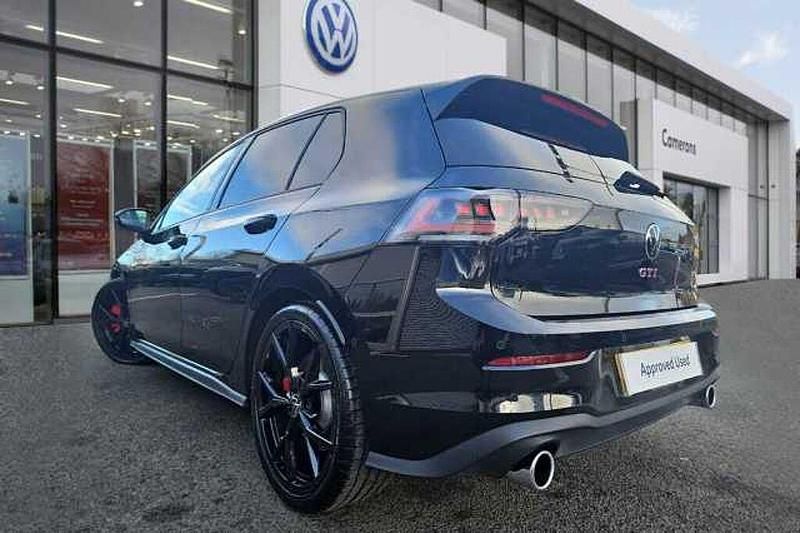 Used VW Golf VIII GTI 265 HP (194 kW) 2025 Black Hatchback