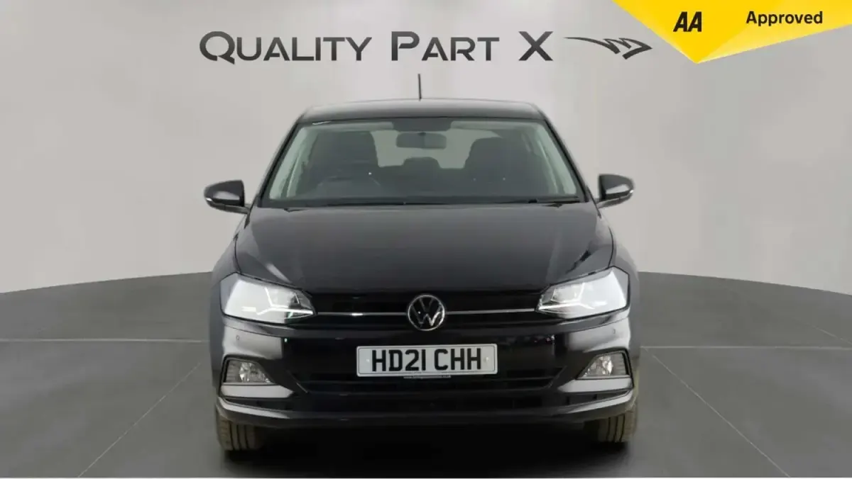 Begagnad VW Polo Match 95 HK (69 kW) 2021 Svart Halvkombi