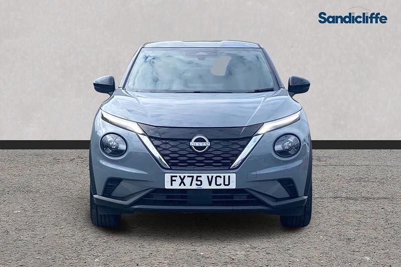 New Nissan Juke N-Connecta 143 HP (105 kW) 2025 Grey SUV