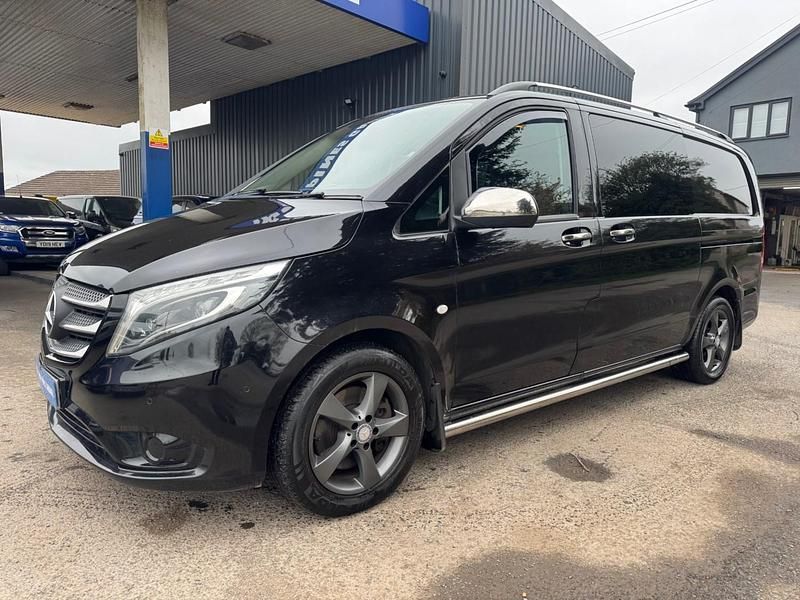 Begagnad Mercedes Vito 2016 Svart Van