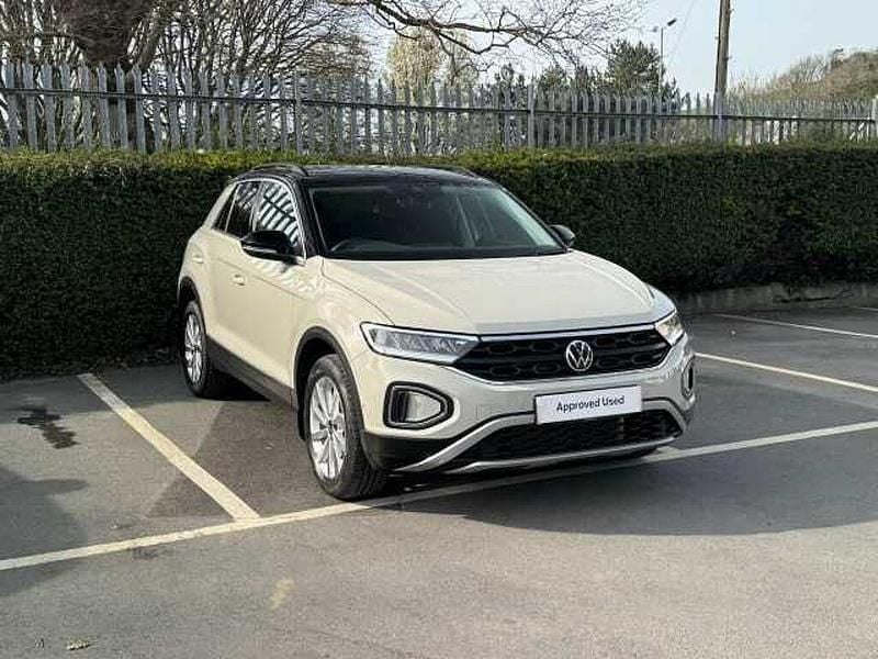 Used VW T-Roc 150 HP (110 kW) 2025 SUV