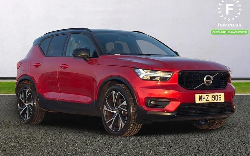 Used Volvo XC40 247 HP (181 kW) 2018 Red SUV
