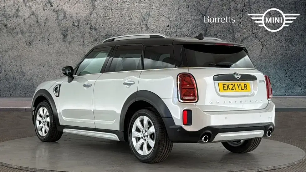 Usado Mini Cooper S Countryman Classic 176 CV (129 kW) 2021 Plateado SUV
