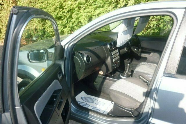 Used Ford Fusion 2004 Estate