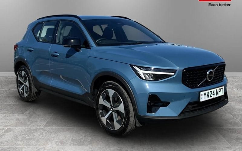 Begagnad Volvo XC40 Plus 163 HK (119 kW) 2026 SUV