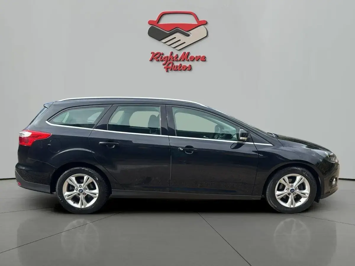 Used Ford Focus Zetec 2012 Black Estate