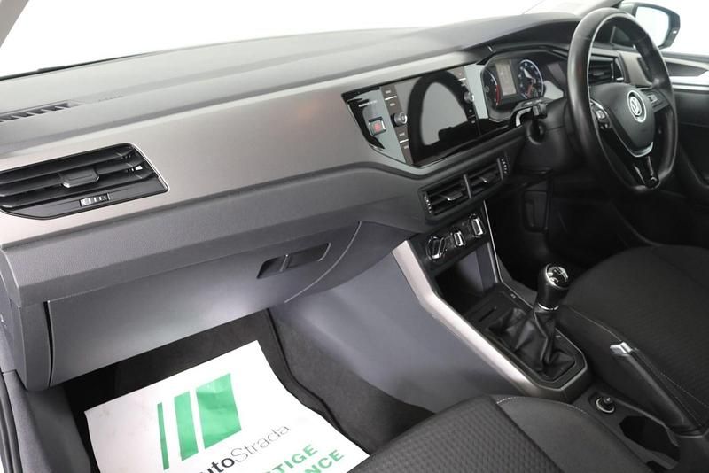 Used VW Polo SE 75 HP (55 kW) 2018 Grey Hatchback