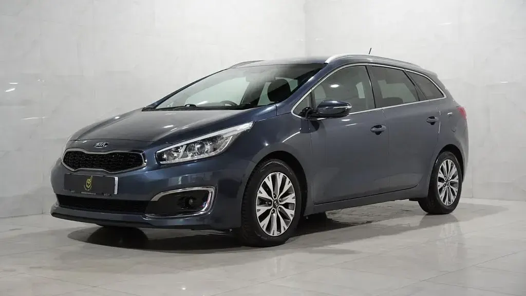 Used Kia Ceed Sportswagon 134 HP (98 kW) 2017 Blue Estate