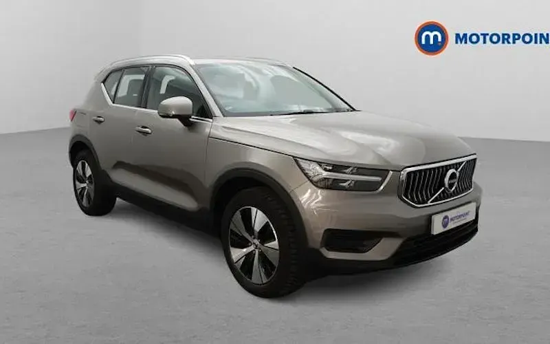 Usado Volvo XC40 Inscription 211 HP (155 kW) 2021 SUV