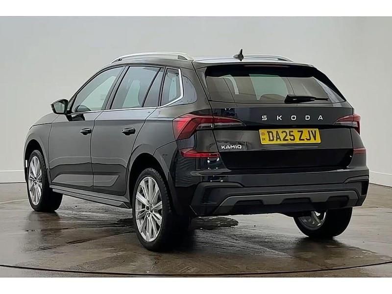 Used Skoda Kamiq SE L 110 HP (80 kW) 2025 Black magic pearl effect SUV