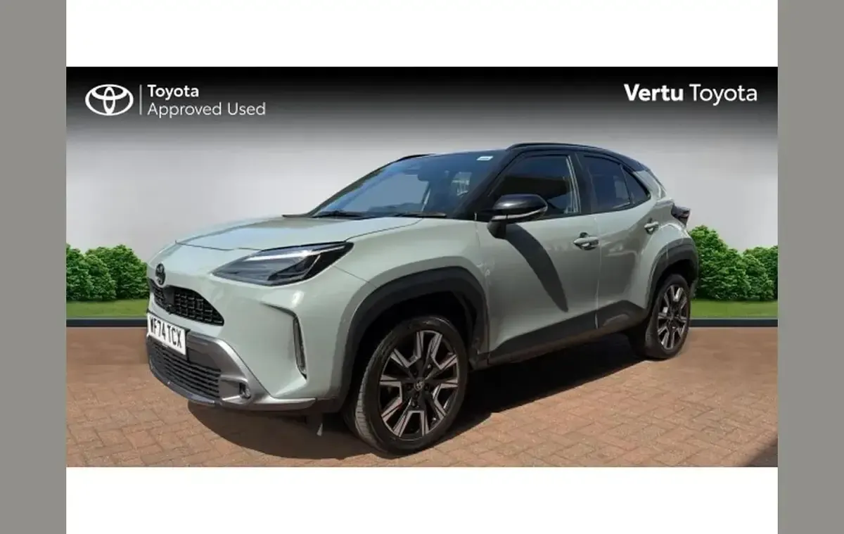 Used Toyota Yaris Cross Edition 131 HP (96 kW) 2024 Green SUV