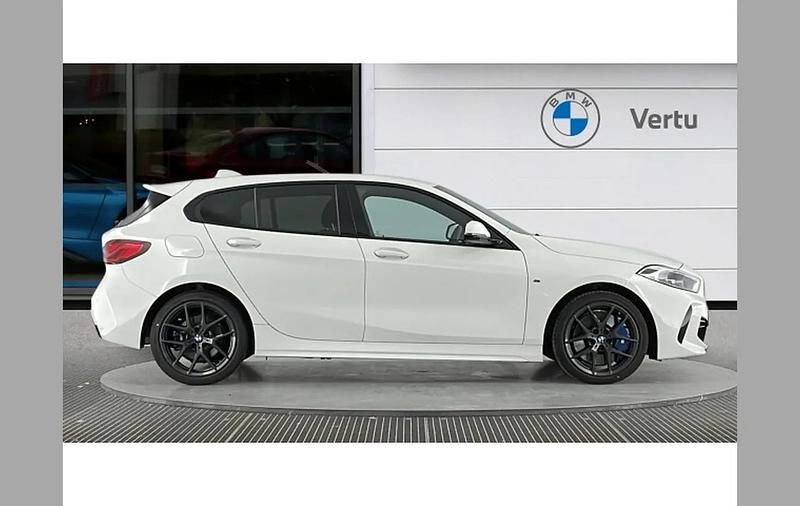 Used BMW 118 M Sport 136 HP (100 kW) 2023 White Hatchback