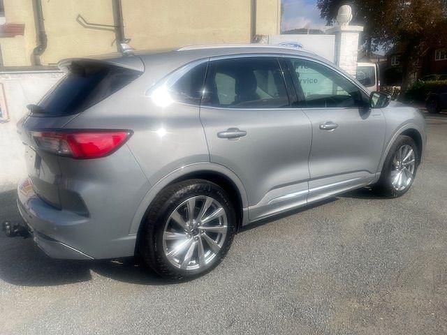 Used Ford Kuga Vignale 225 HP (165 kW) 2022 Silver SUV