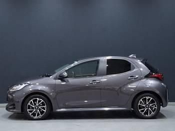 Used Toyota Yaris Hybrid Design 116 HP (85 kW) 2022 Grey Hatchback
