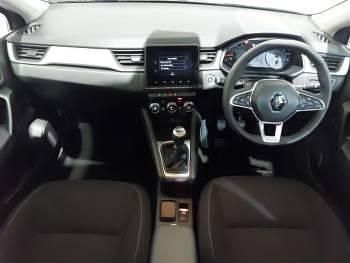 Second-hand Renault Captur Iconic 130 CP (95 kW) 2020 Gri SUV