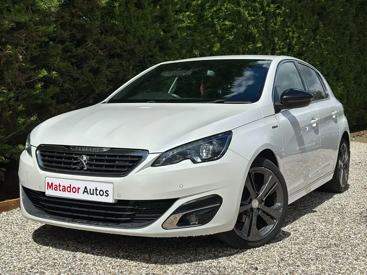 Used Peugeot 308 GT-line 130 HP (95 kW) 2016 White Hatchback