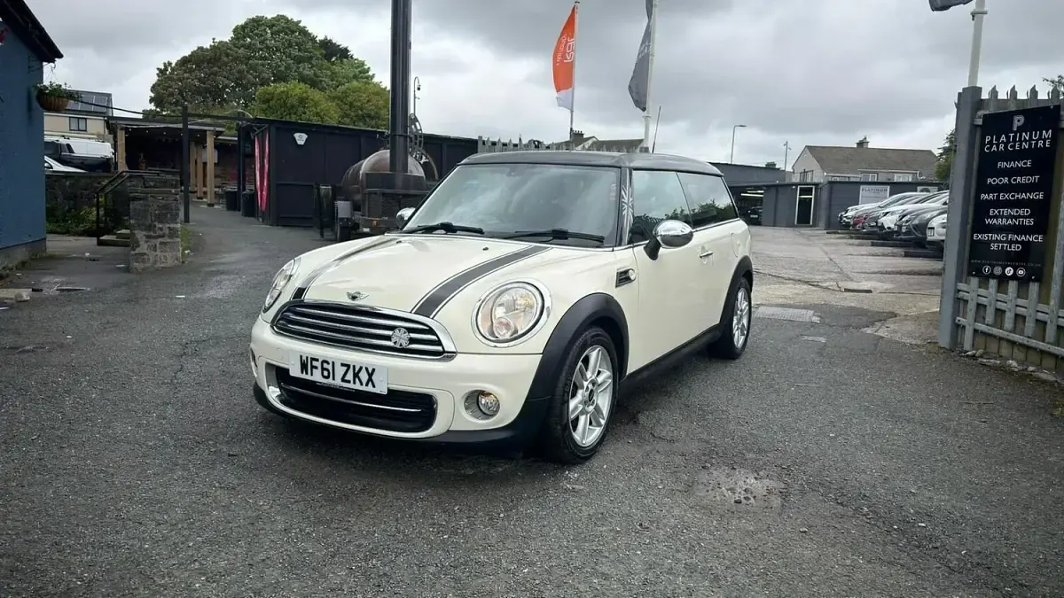 Used Mini Cooper Clubman 2012 White Estate