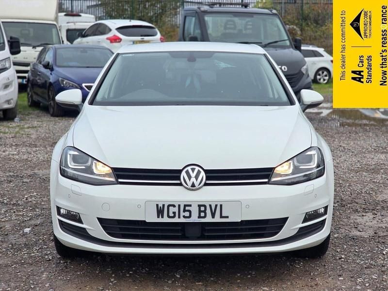Used VW Golf VII Match 122 HP (89 kW) 2015 White Hatchback
