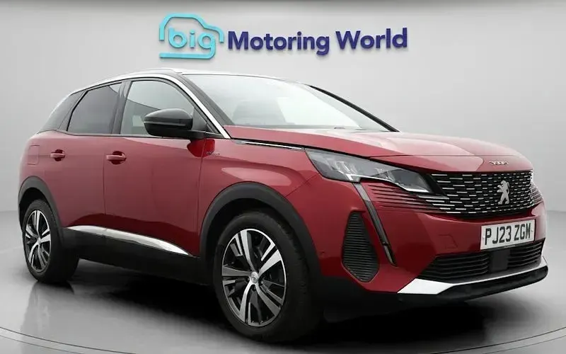 Used Peugeot 3008 Allure+ 300 HP (220 kW) 2023 SUV