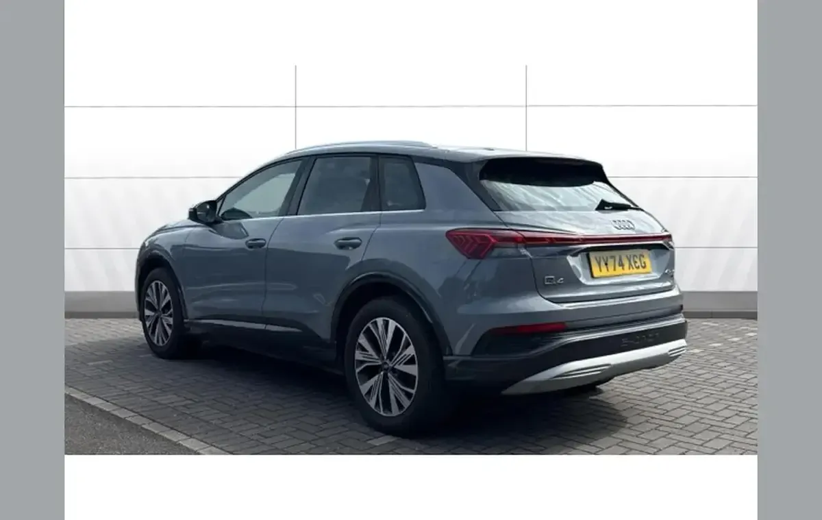 Used Audi Q4 e-tron Sport 210 kW (286 HP) 2024 Grey SUV