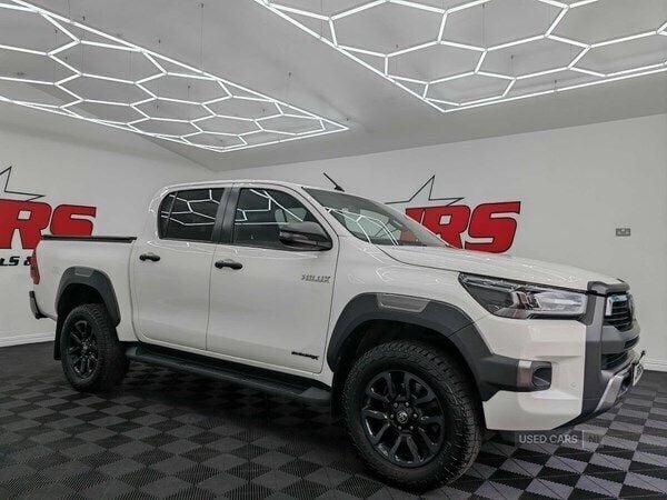 White Used 2021 Toyota HiLux Pickup | £23,500 (Super price) - Image 1/4