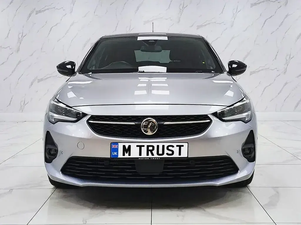 Second-hand Vauxhall Corsa Ultimate 100 CP (73 kW) 2023 Gri Hatchback