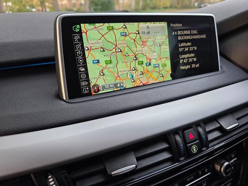 Used BMW X5 Lifestyle 2014 White SUV